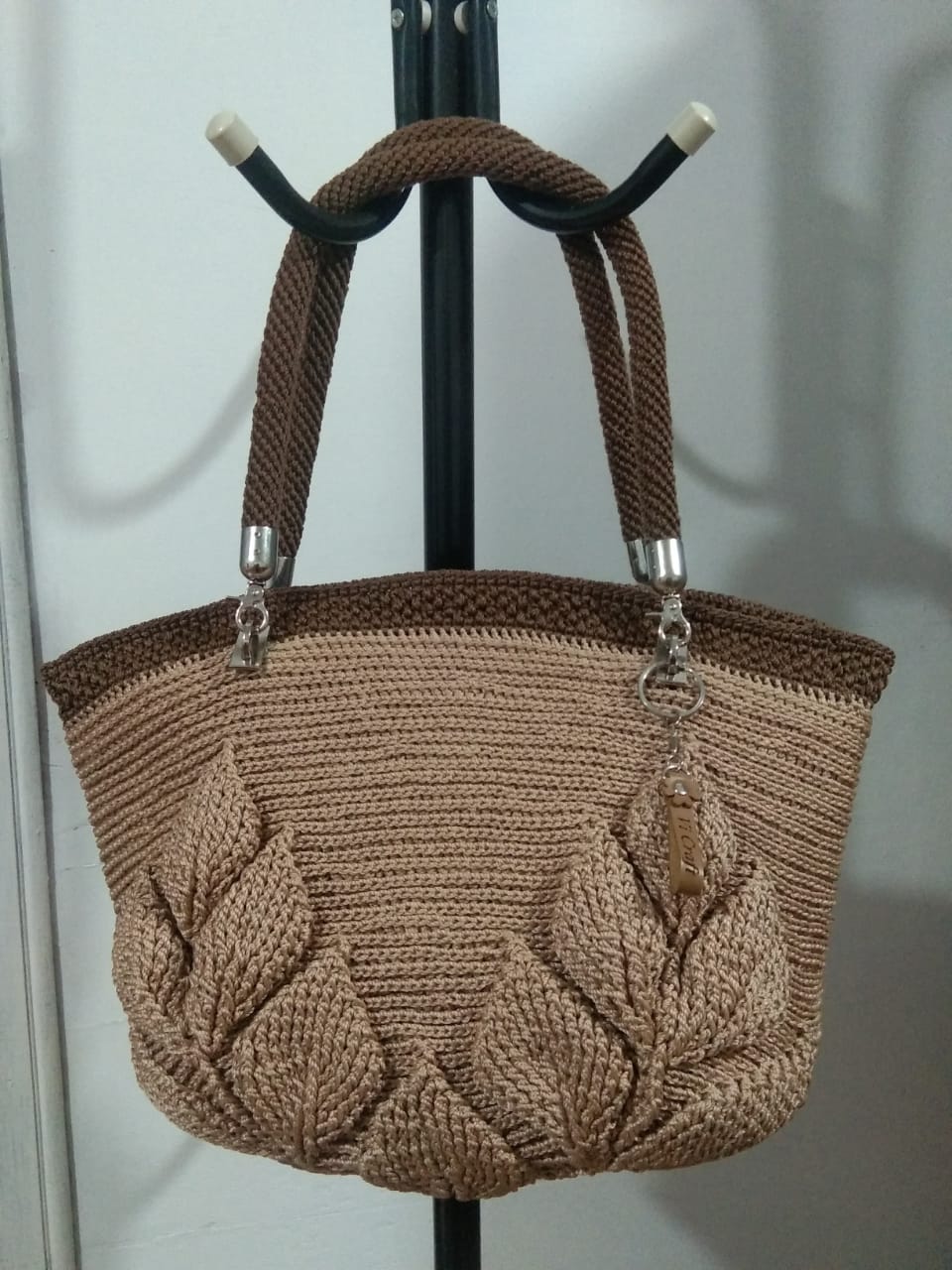 tas-rajut-daun-3d